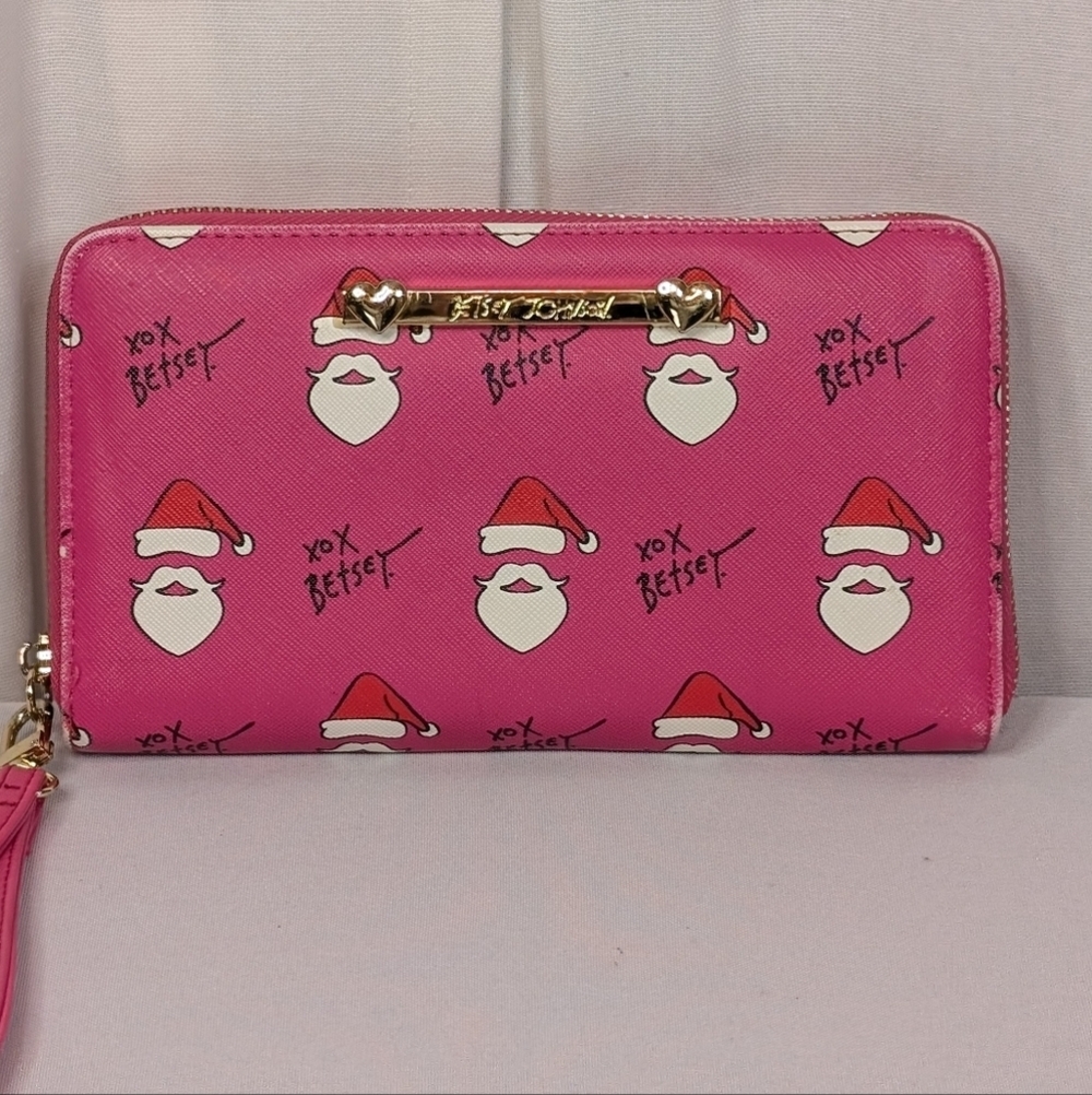 Betsey Johnson Santa Full Size Wallet Wristlet - Picture 13 of 13